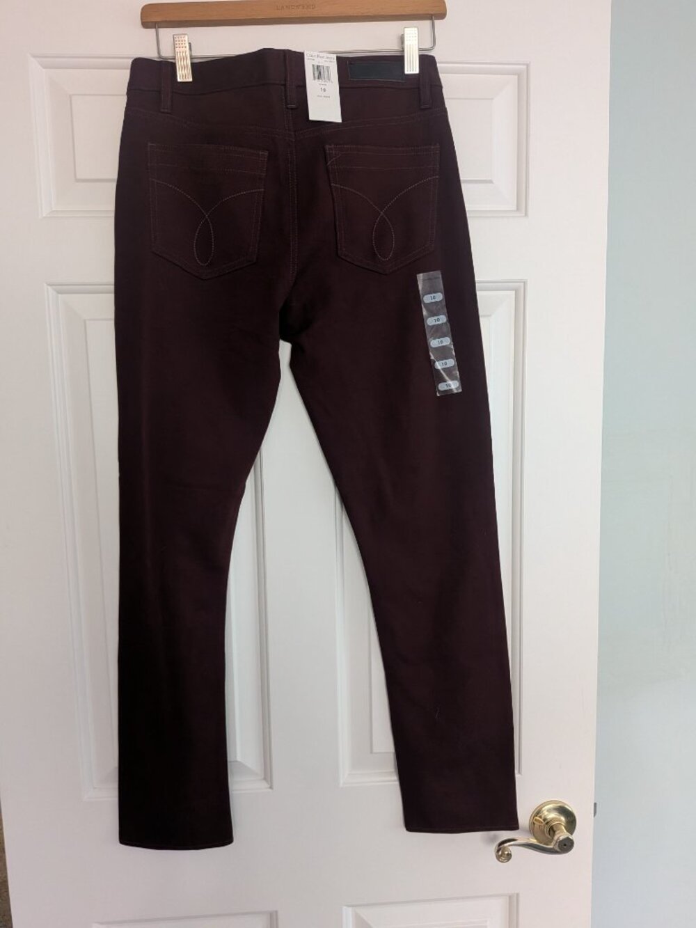 Calvin Klein Stretch Jeans Size 10 merlot NWT - Picture 2 of 7